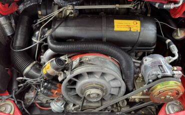 Porsche-911-1982-Coupe-38