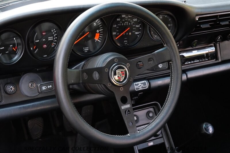Porsche-911-1987-17