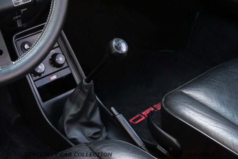 Porsche-911-1987-19