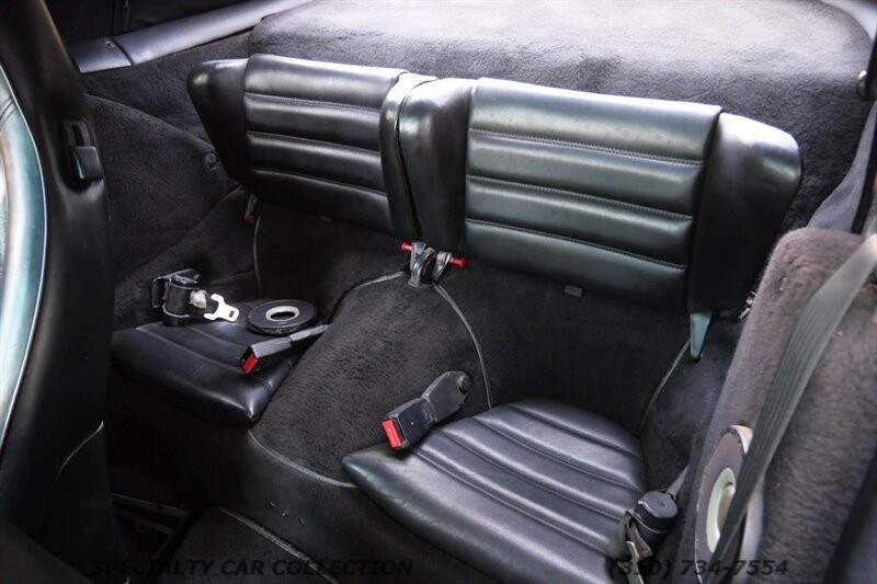 Porsche-911-1987-24
