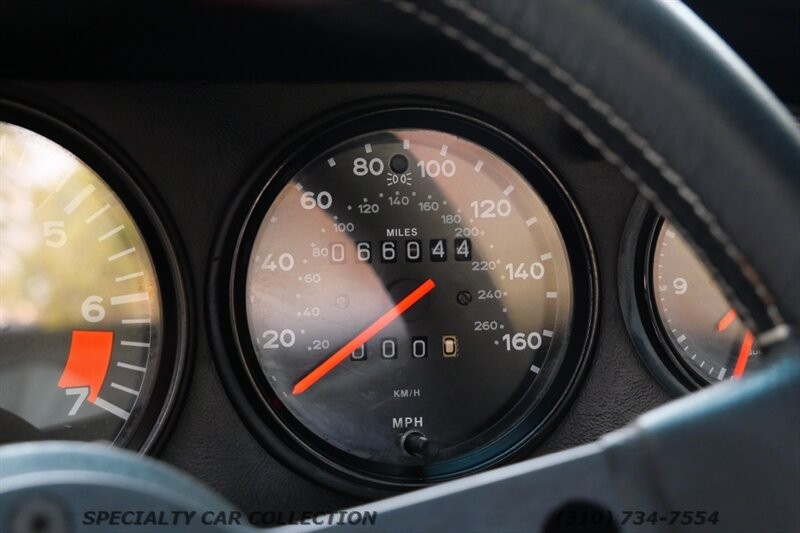 Porsche-911-1987-34