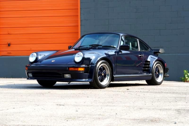 Porsche-911-1988-Coupe-2