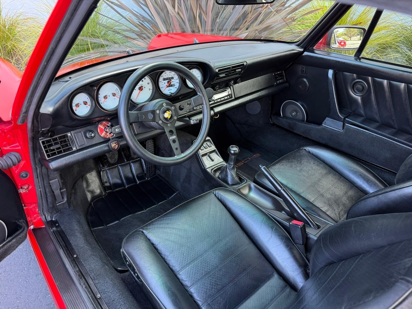 Porsche-911-1989-9