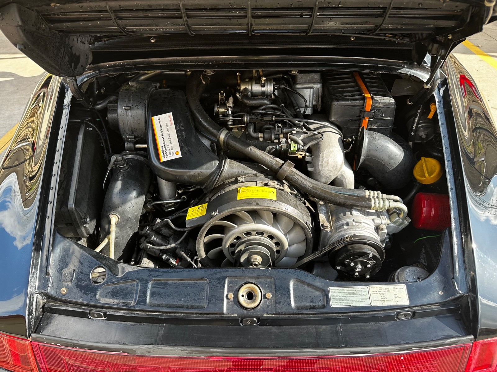 Porsche-911-1990-Convertible-37