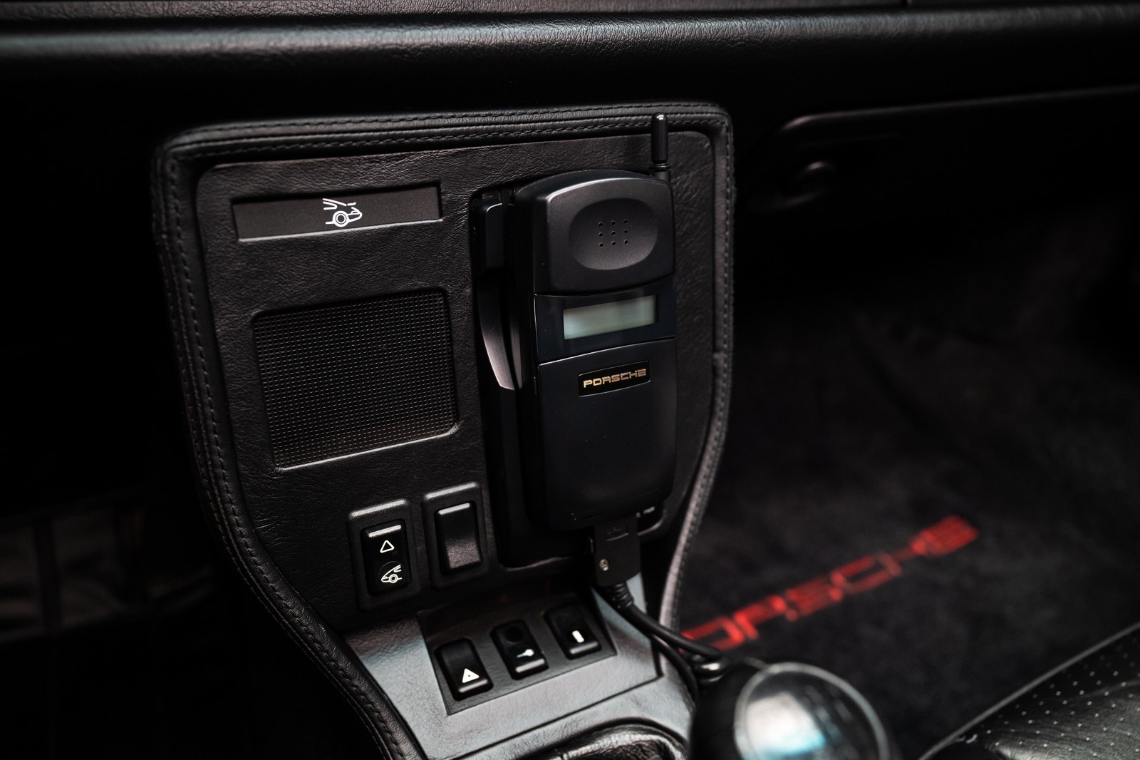 Porsche-911-1993-Convertible-30
