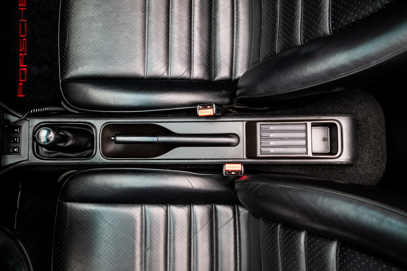 Porsche-911-1993-Convertible-34