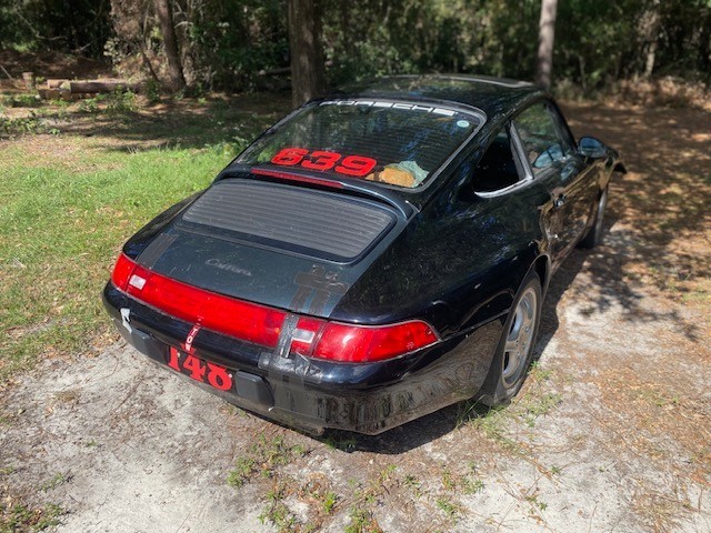 Porsche-911-1995-Coupe-18