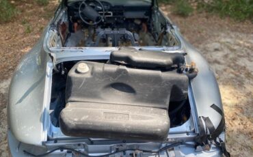 Porsche-911-1995-Coupe-2
