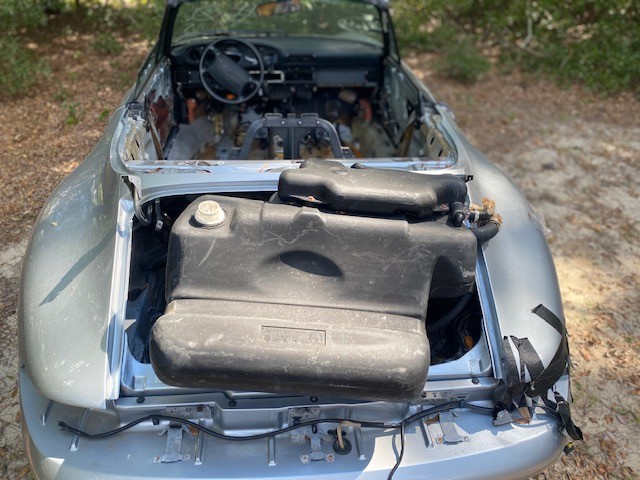 Porsche-911-1995-Coupe-2