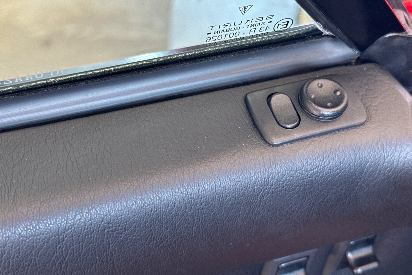 Porsche-911-1996-12