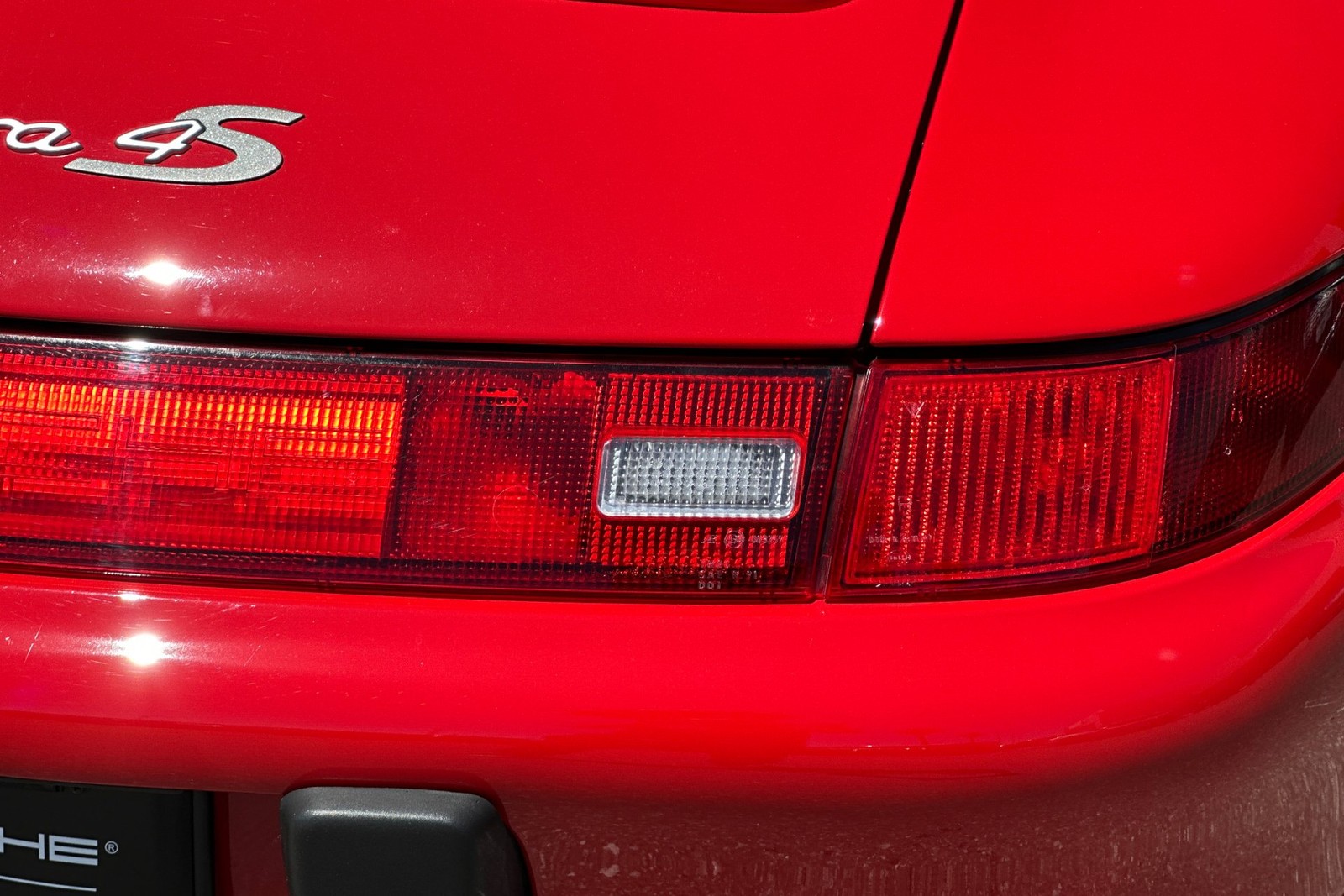Porsche-911-1996-31