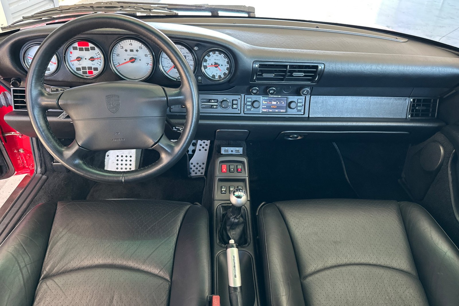 Porsche-911-1996-5