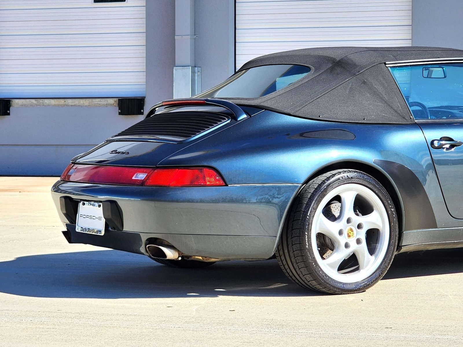 Porsche-911-1996-Convertible-17
