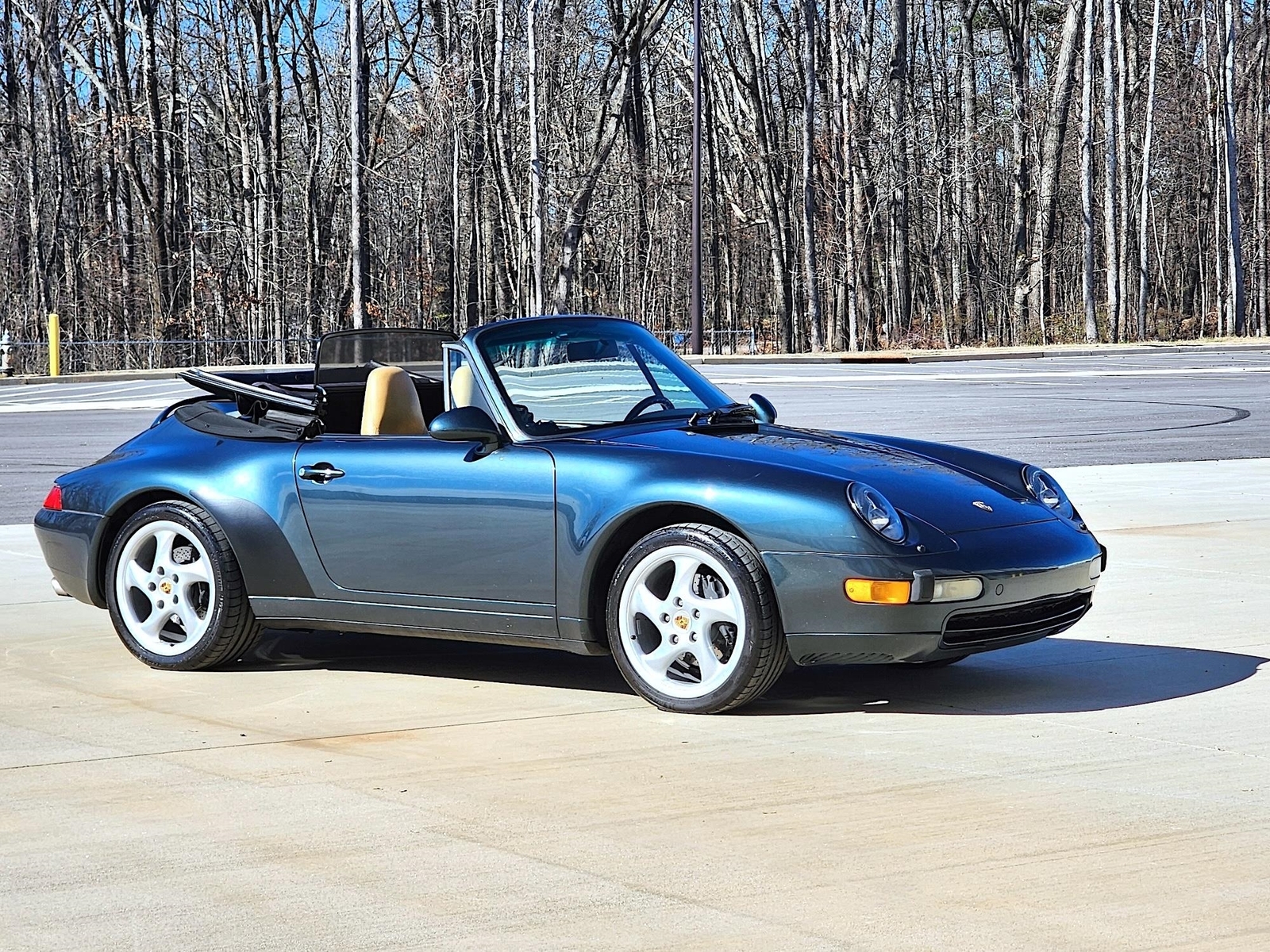 Porsche-911-1996-Convertible-24
