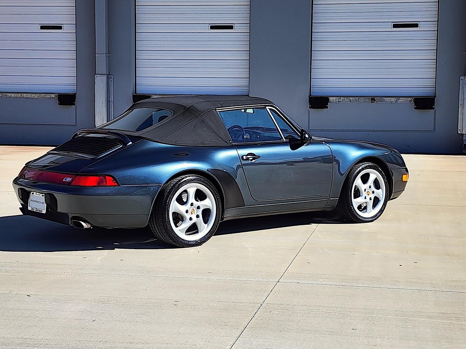Porsche-911-1996-Convertible-3