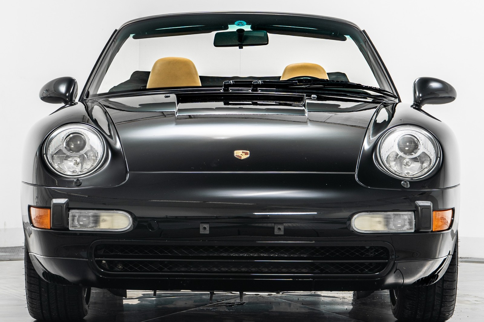 Porsche-911-1996-Convertible-3