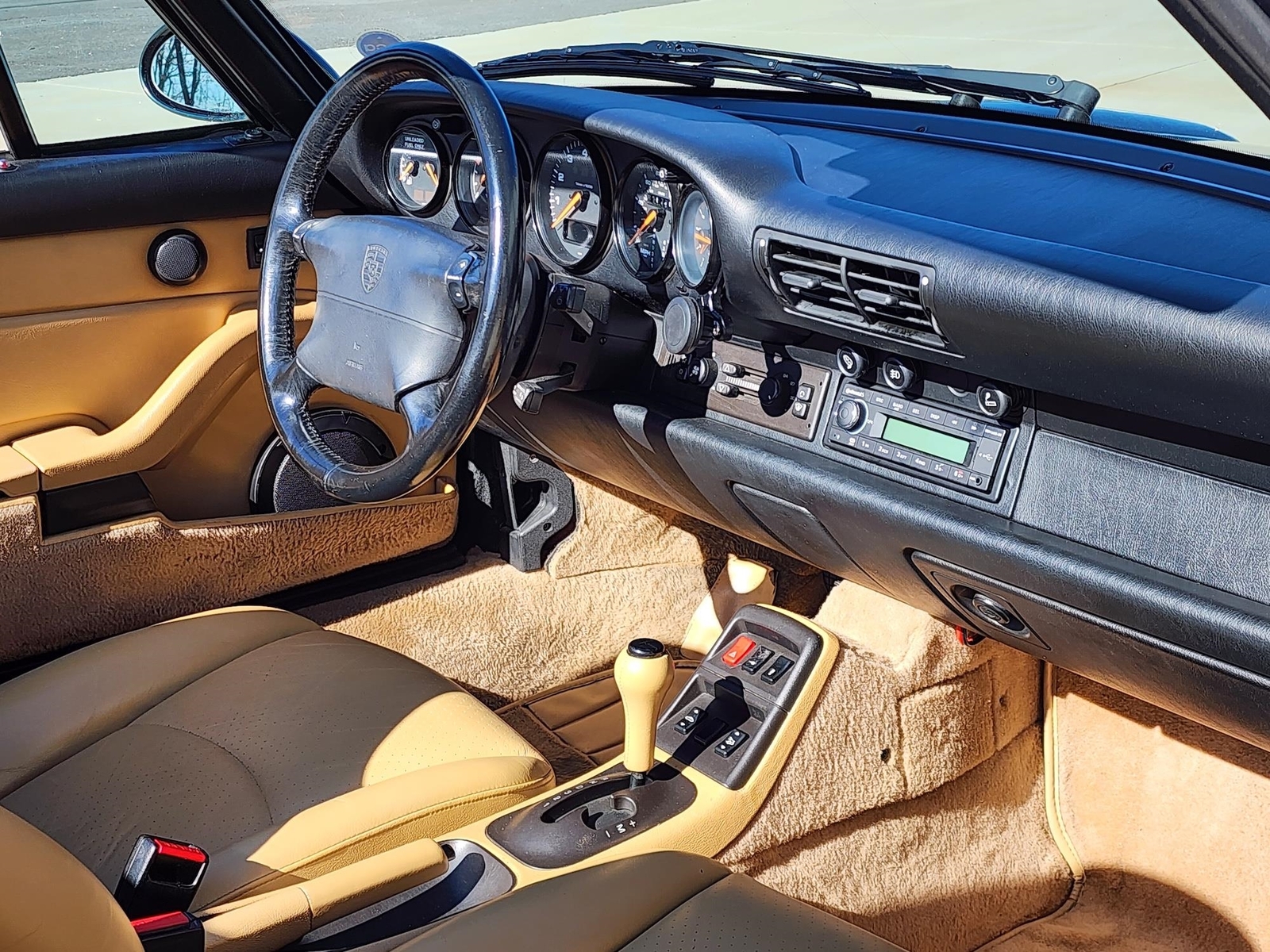 Porsche-911-1996-Convertible-31