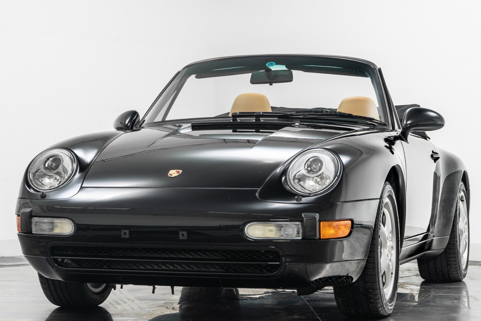 Porsche-911-1996-Convertible-4