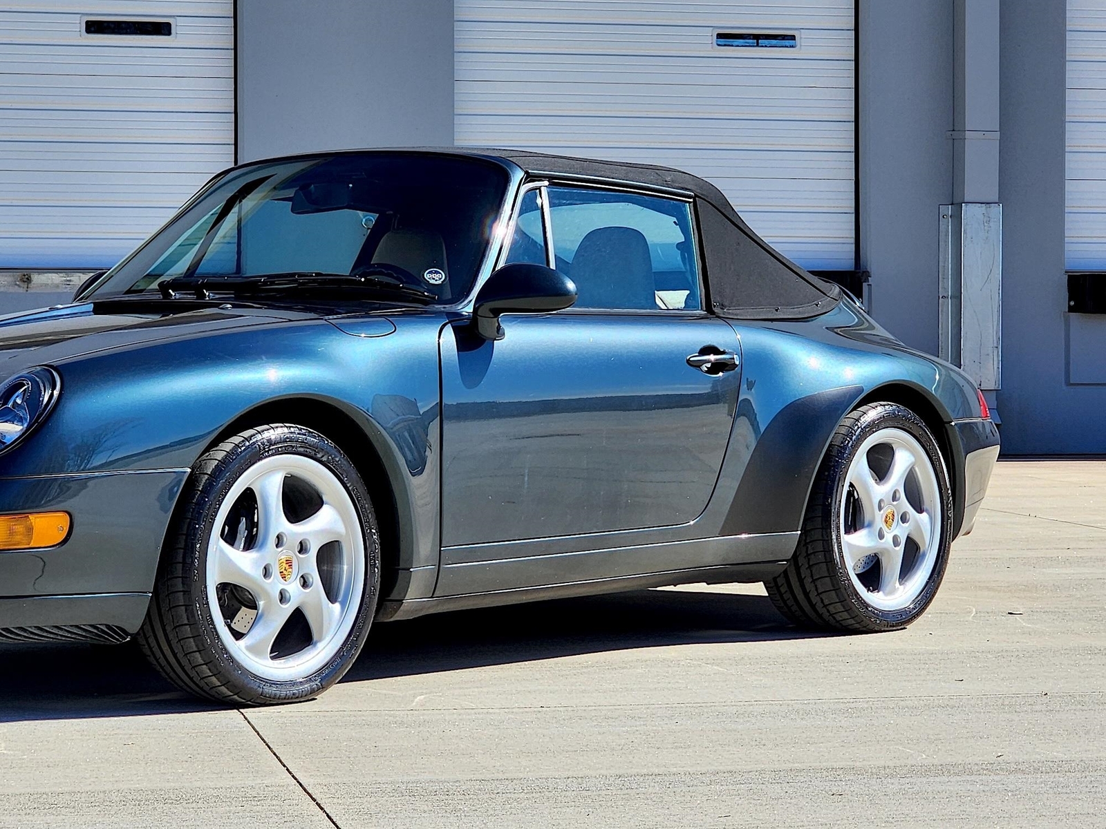 Porsche-911-1996-Convertible-9