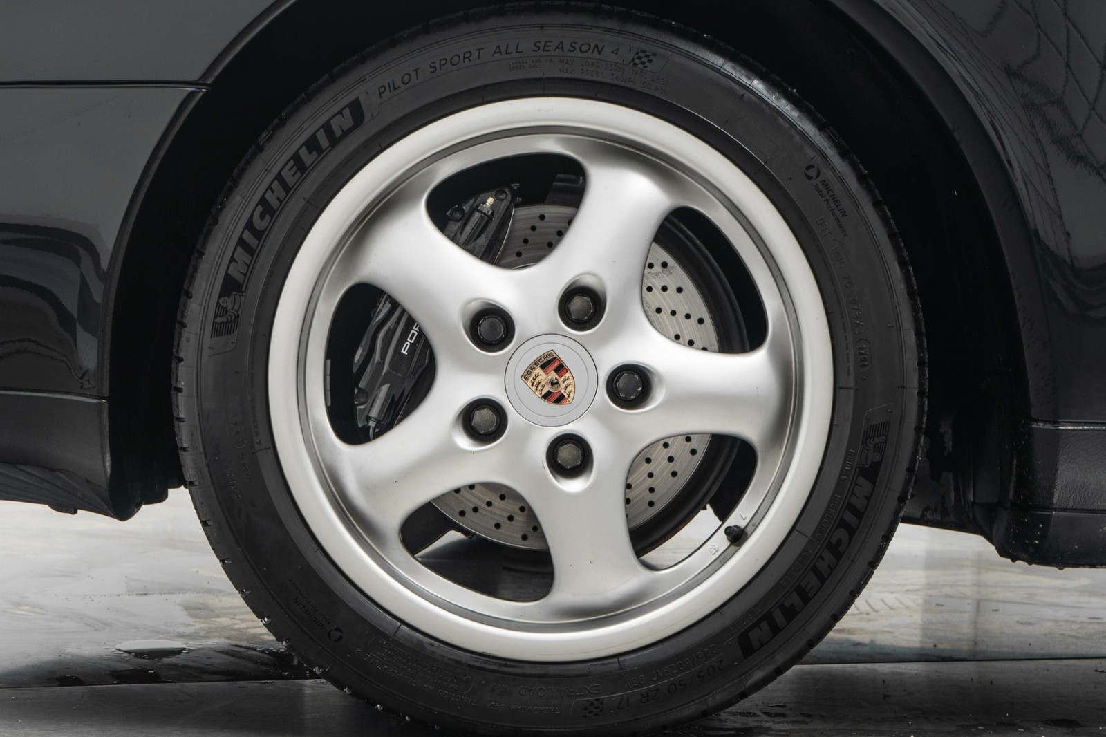 Porsche-911-1996-Convertible-9