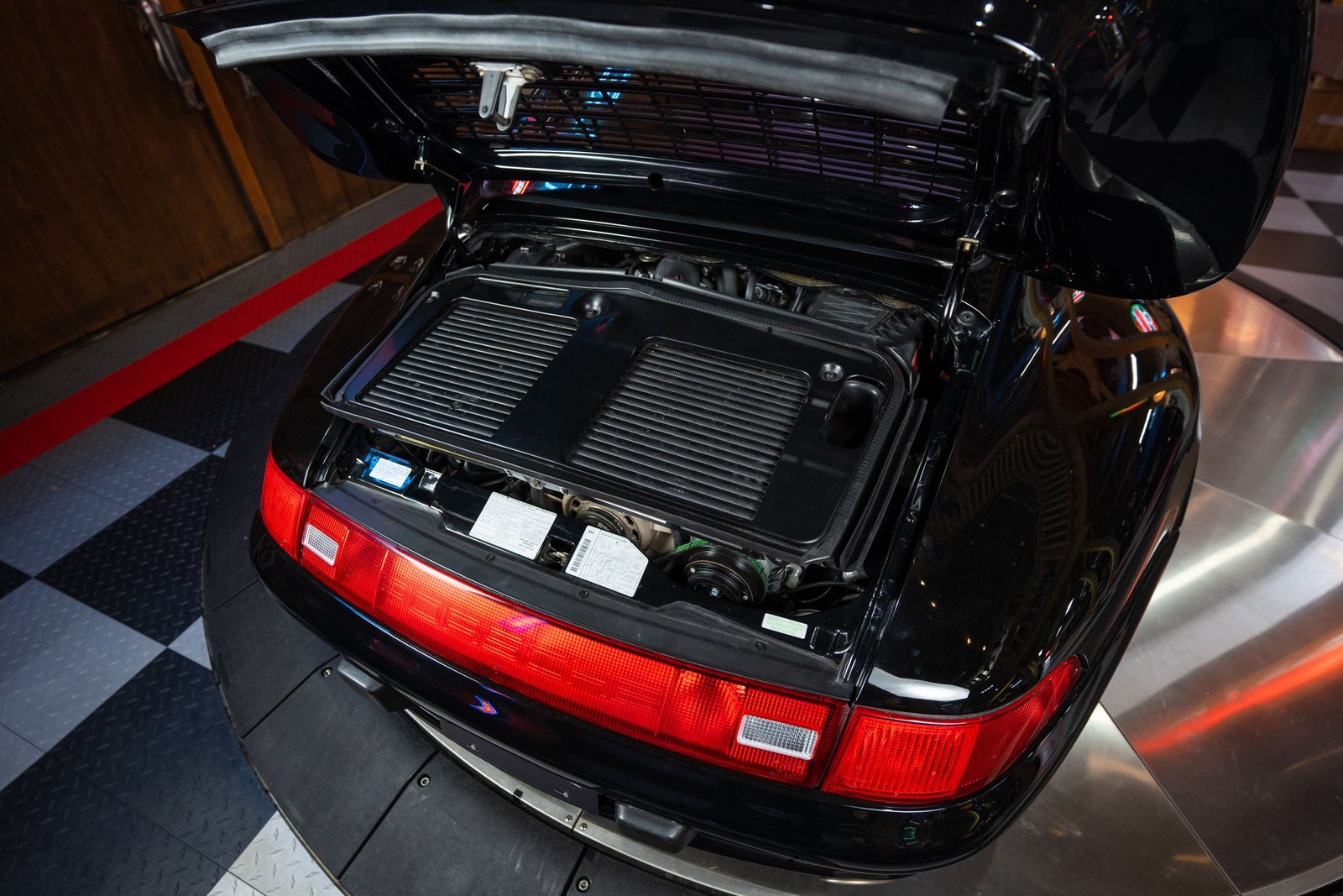 Porsche-911-1996-Coupe-1