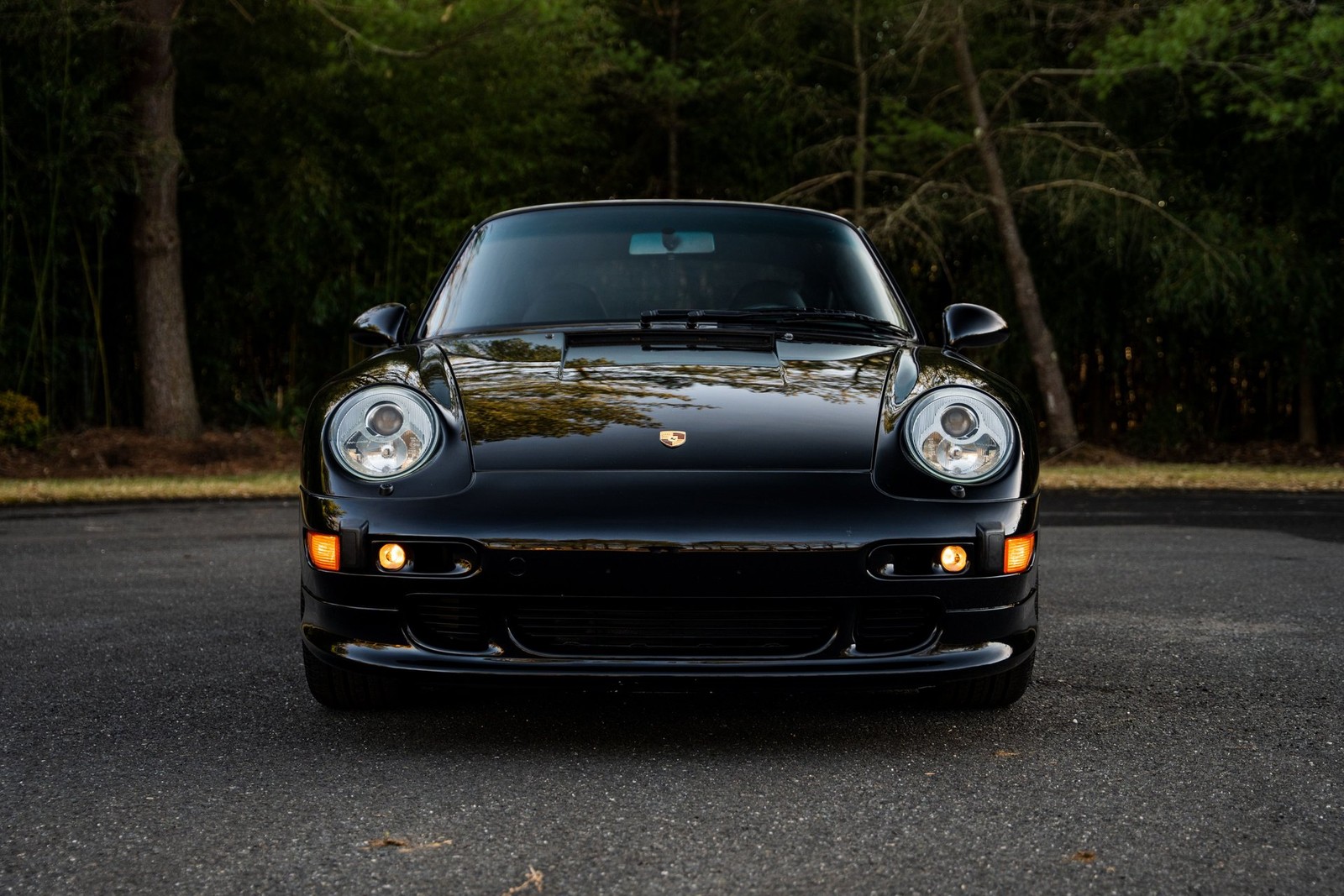 Porsche-911-1996-Coupe-12