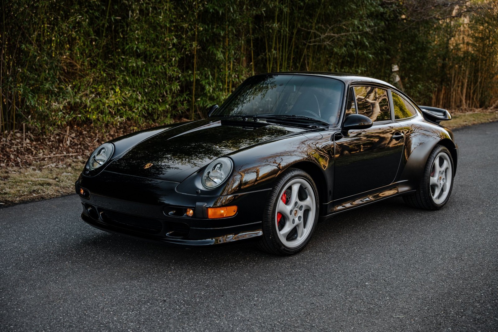 Porsche-911-1996-Coupe-13