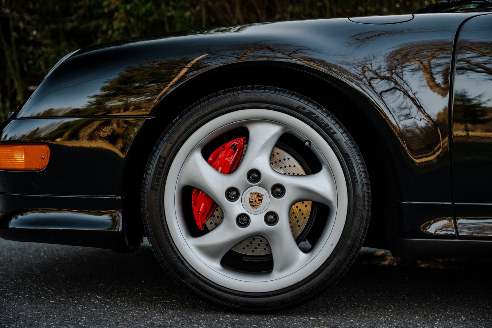 Porsche-911-1996-Coupe-17