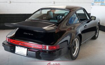 Porsche-911-carrera-1986-1
