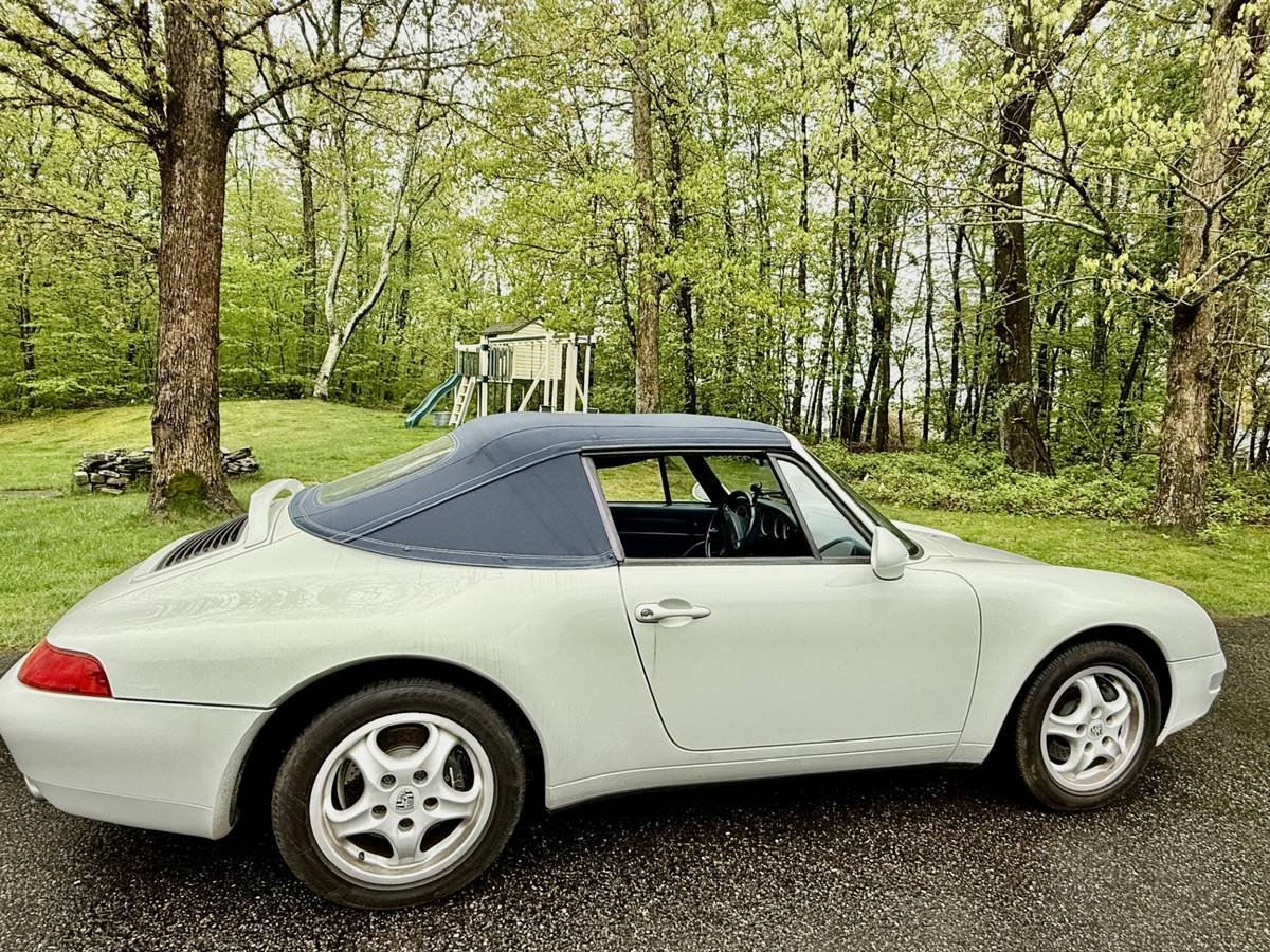 Porsche-911-carrera-cabriolet-1995-white-1