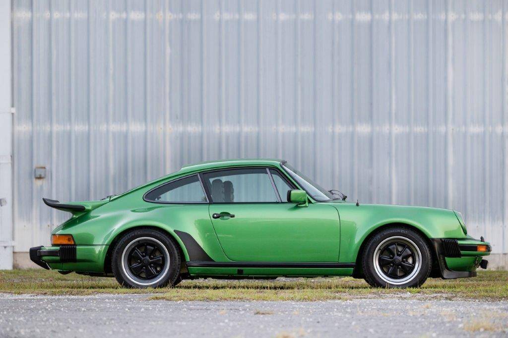 Porsche-911-turbo-1977-green-2