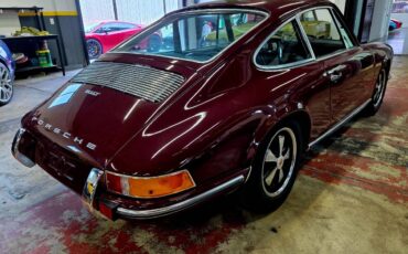 Porsche-911t-1970-red-5