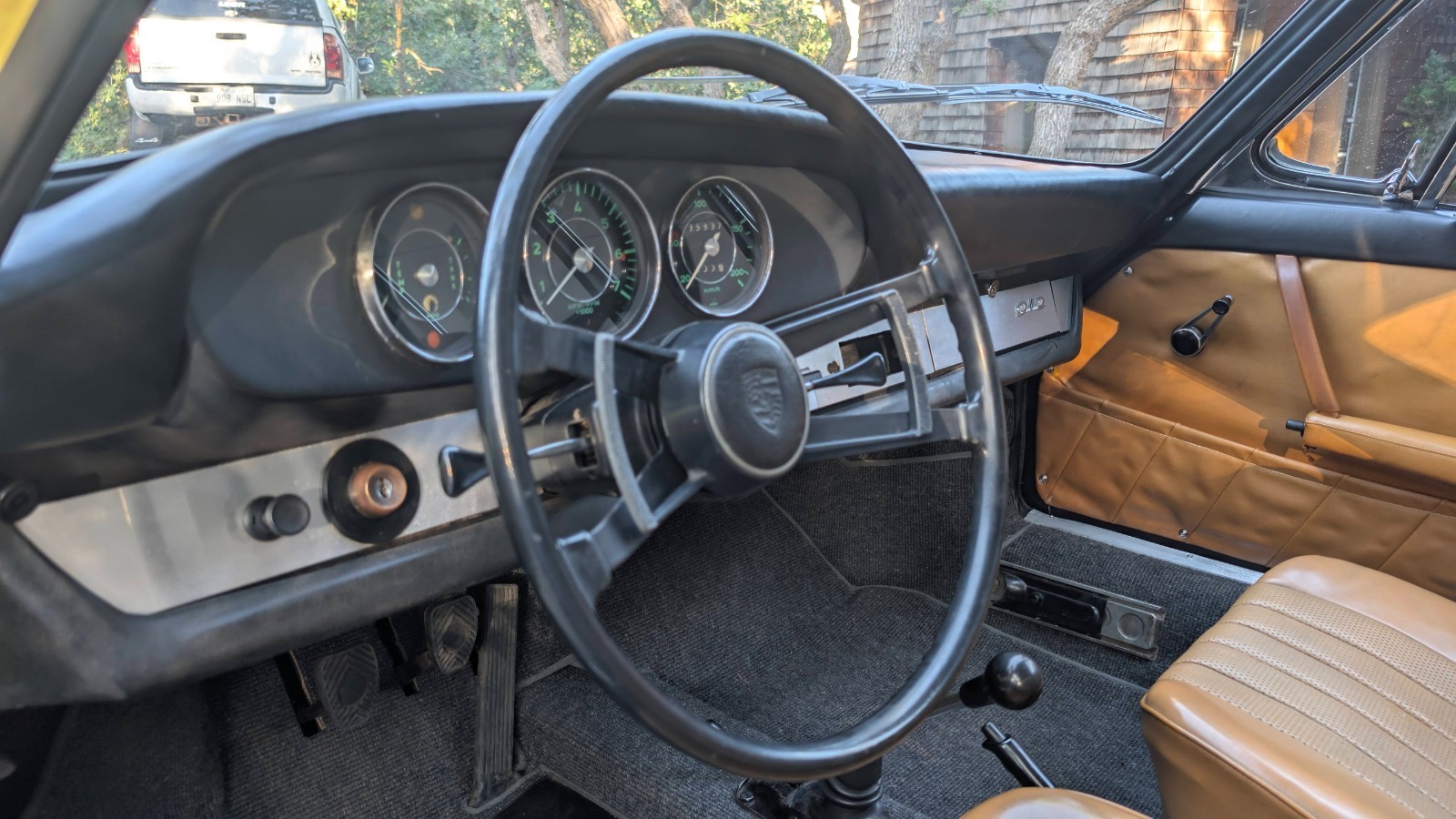 Porsche-912-1966-Coupe-12