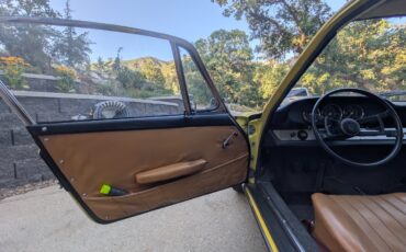 Porsche-912-1966-Coupe-23