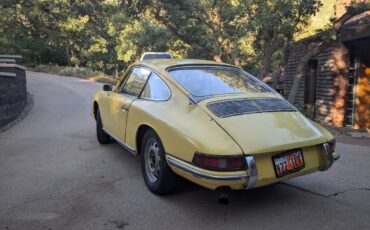 Porsche-912-1966-Coupe-3