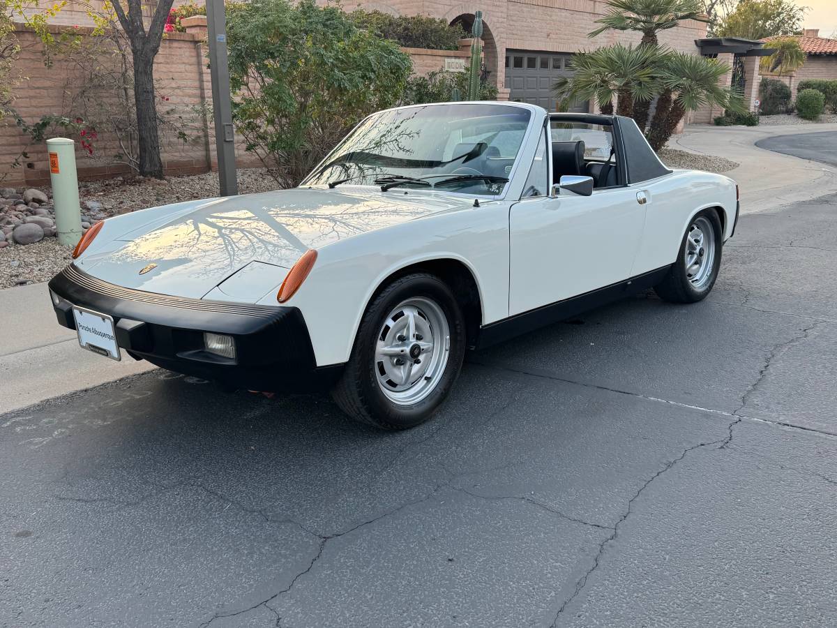 Porsche-914-1.8-1975-white-5