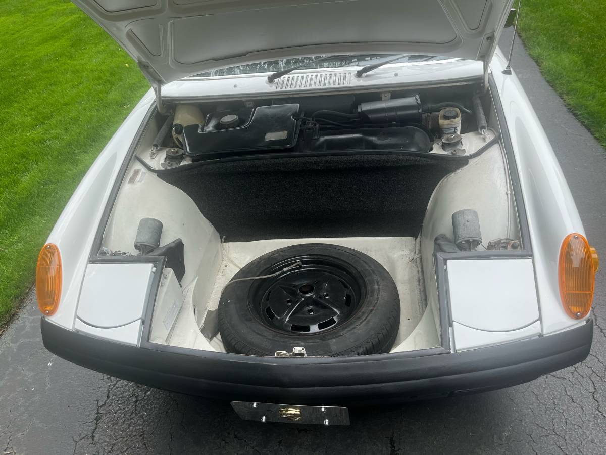 Porsche-914-1974-white