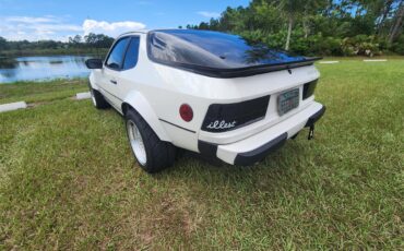 Porsche-924-1987-White-Black-22