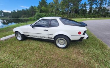 Porsche-924-1987-White-Black-23