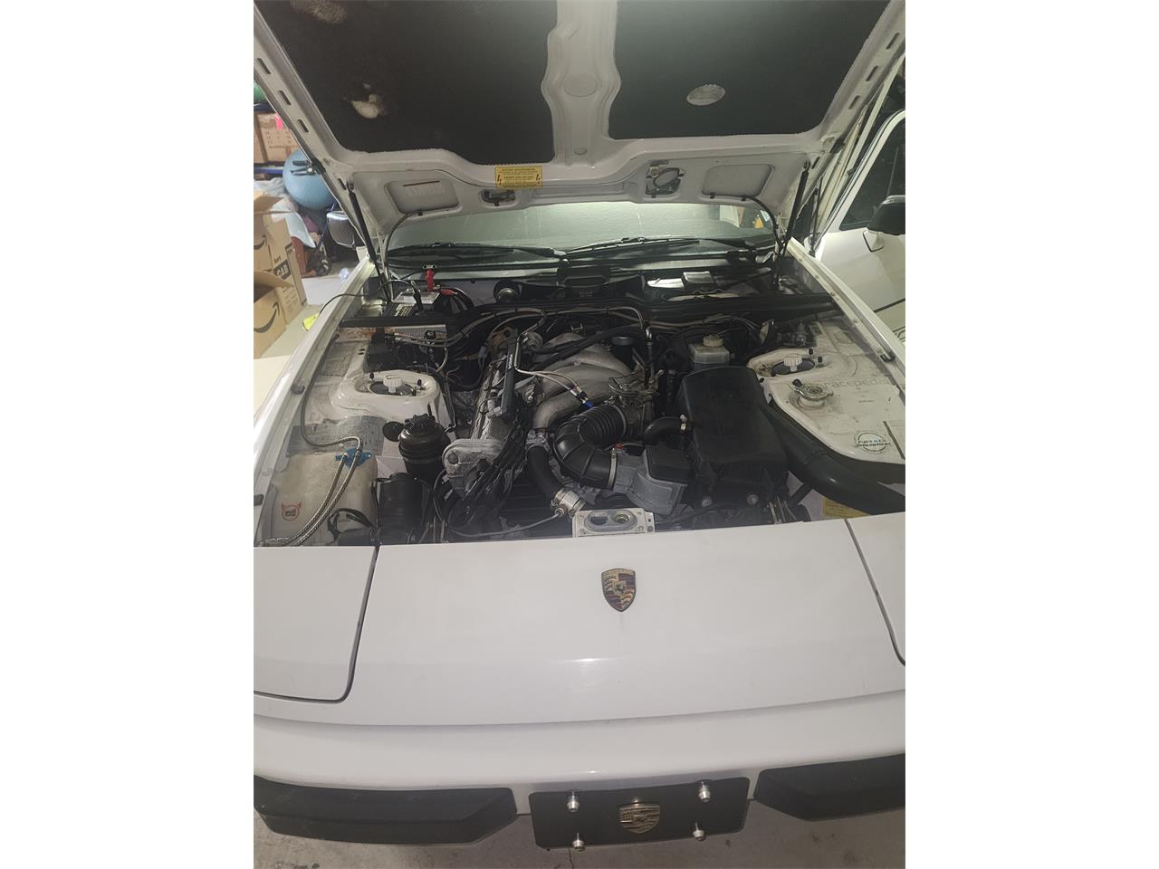 Porsche-924-1987-White-Black-30
