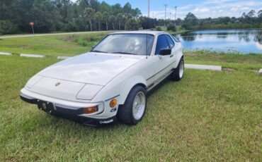 Porsche-924-1987-White-Black-4