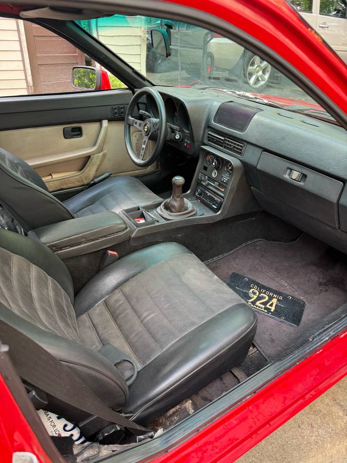 Porsche-924s-1988-red-9
