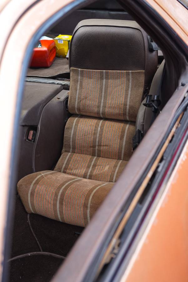 Porsche-928-1979-15