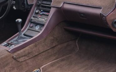 Porsche-928-1979-17