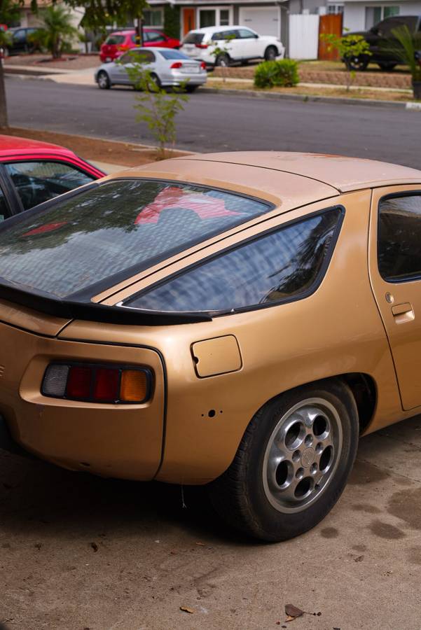 Porsche-928-1979-9