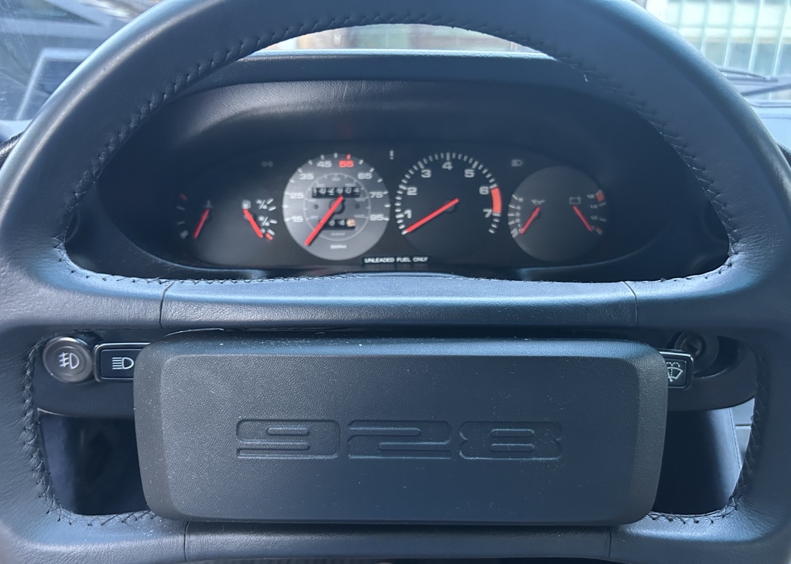 Porsche-928-1981-Coupe-18