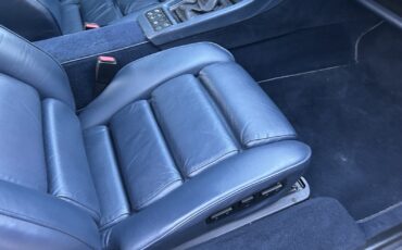 Porsche-928-1981-Coupe-35