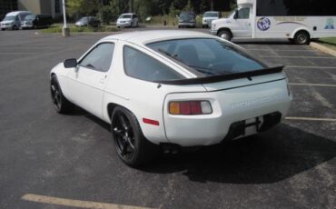 Porsche-928-1984-Coupe-5