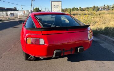 Porsche-928-1986-19