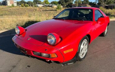 Porsche-928-1986-26